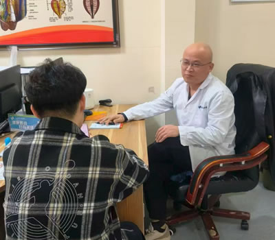 湘潭市|男科医师高朋磊：守护男性健康，专业男科诊疗
